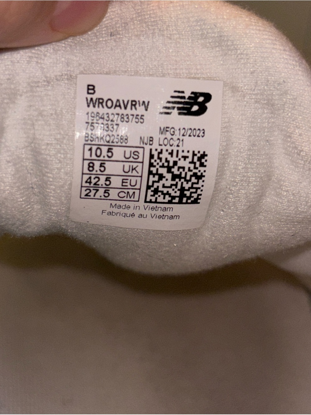 New Balance Fresh Foam Roav Women’s 10.5 White Grey Running Athletic Sneakers - Picture 8 of 8